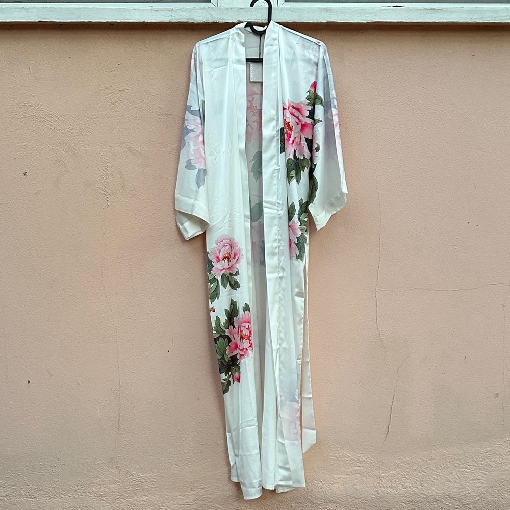 Kim + Ono Robe